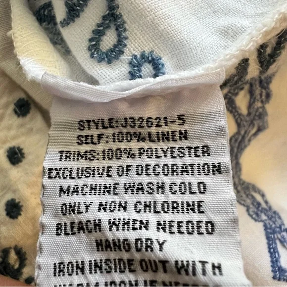 Johnny Was White and Blue 100% Linen Embroidered Boxy Dress - Picture 12 of 15